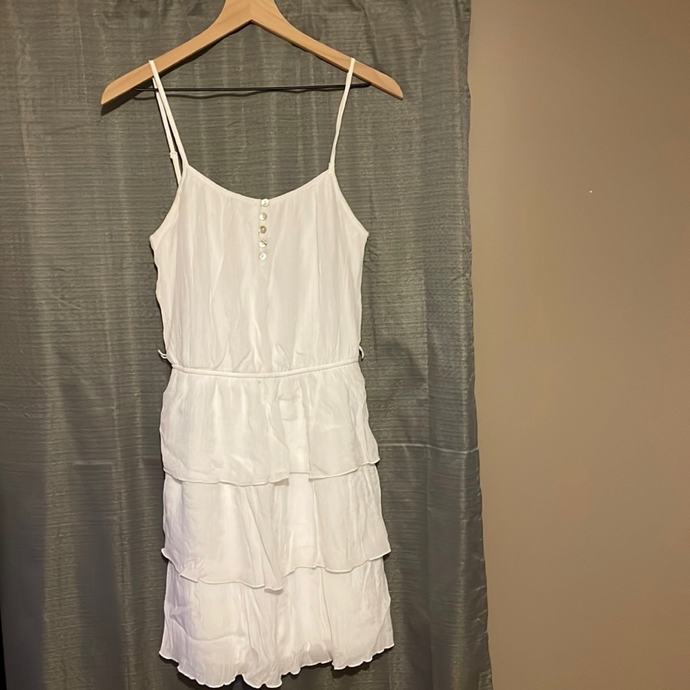 Cuute white dress. Worn only once!